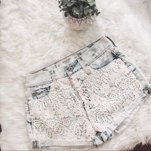 Abercrombie & Fitch Cut Off Denim Shorts